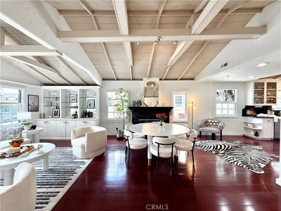 /international/us/1056-glenneyre-street-laguna-beach-ca-110098852363/