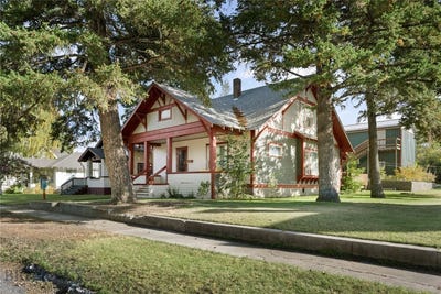 /international/us/808-milwaukee-avenue-deer-lodge-mt-110110273828/