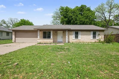 /international/us/821-e-bovell-street-crowley-tx-110107312550/