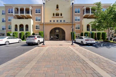 /international/us/700-s-abel-st-415-milpitas-ca-110108357897/