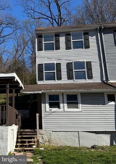 /international/us/1143-valley-station-road-coatesville-pa-110107785524/