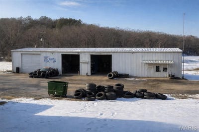 /international/us/77-mo-8-e-steelville-mo-110105317978/