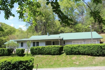 /international/us/6125-ela-road-whittier-nc-110102996727/