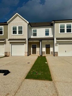 /international/us/2028-denmark-avenue-se-aiken-sc-110098249390/