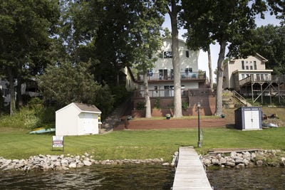 /international/us/15095-barton-lake-drive-n-vicksburg-mi-110101122859/