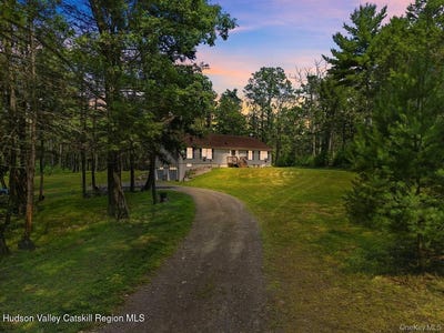 /international/us/630-ashokan-road-kingston-ny-110119330336/