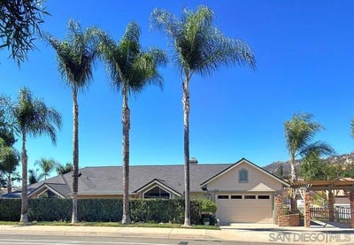 /international/us/1422-w-country-club-escondido-ca-110120510482/