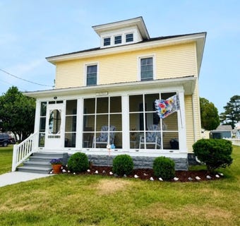 /international/us/8-south-st-wachapreague-va-110108984823/