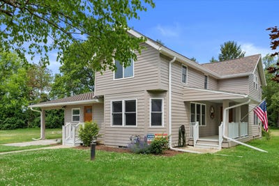 /international/us/w244n4501-swan-rd-pewaukee-wi-110108883067/