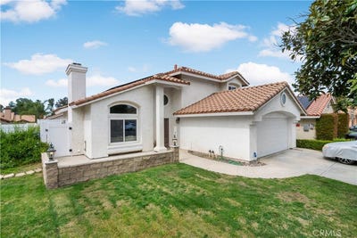 /international/us/29841-corte-cruzada-menifee-ca-110108552603/