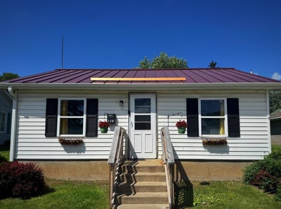 /international/us/130-e-spring-street-dodgeville-wi-110100261141/