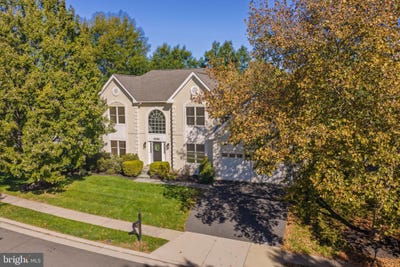/international/us/43760-raymond-way-ashburn-va-110120722930/