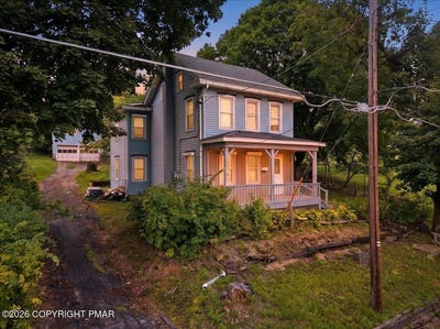 /international/us/341-fairview-street-lehighton-pa-110110077703/