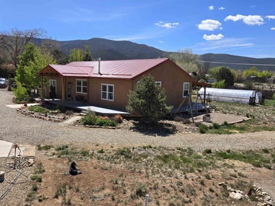 /international/us/926-calle-conquistador-taos-nm-110107876082/