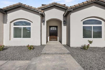 /international/us/1281-pinzon-street-nw-los-lunas-nm-110101301751/