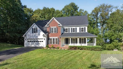 /international/us/108-callaway-circle-bluefield-va-110110308243/