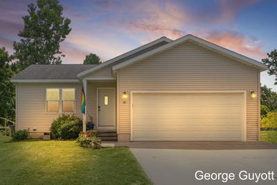 /international/us/151-lind-avenue-clarksville-mi-110101053558/