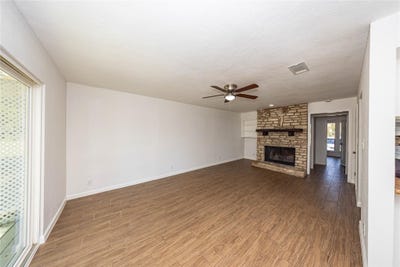 /international/us/18-cypress-fairway-vlg-wimberley-tx-110102801139/