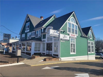 /international/us/1004-boston-post-road-west-haven-ct-110096031335/