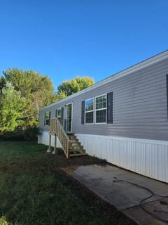 /international/us/136-rolling-acres-lane-clinton-tn-110120422438/