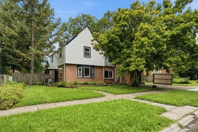 /international/us/14432-s-normal-avenue-riverdale-il-110119754023/