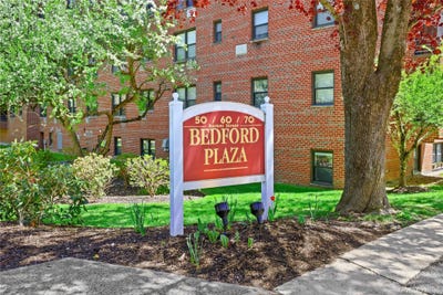 /international/us/70-barker-street-mount-kisco-ny-110107665821/