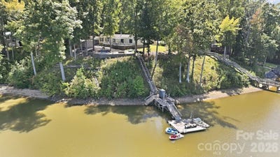 /international/us/380-lake-landing-drive-salisbury-nc-110110342481/