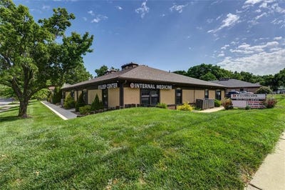 /international/us/10644-w-87th-street-overland-park-ks-110083543647/