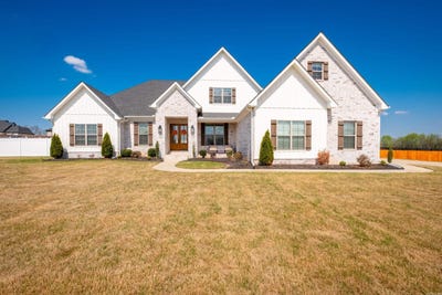 /international/us/19-morris-court-greenbrier-ar-110110273033/