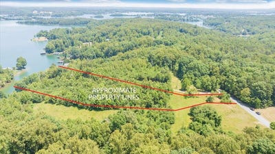 /international/us/piney-point-rd-lot-1-union-hall-va-110104438924/