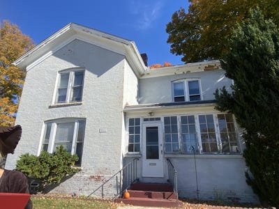 /international/us/502-monroe-251-locust-valparaiso-in-110103651991/