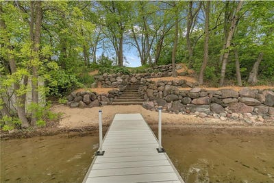 /international/us/70xx-43rd-avenue-se-clear-lake-twp-mn-110103890012/