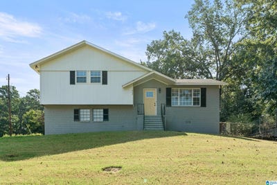 /international/us/604-hillcrest-road-adamsville-al-110110256365/