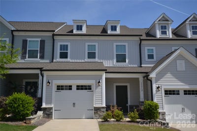 /international/us/11912-basking-drive-charlotte-nc-110108123955/