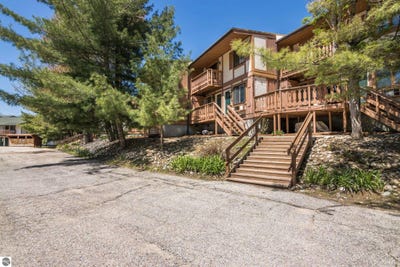 /international/us/6519-schuss-mountain-lane-mancelona-mi-110099638875/