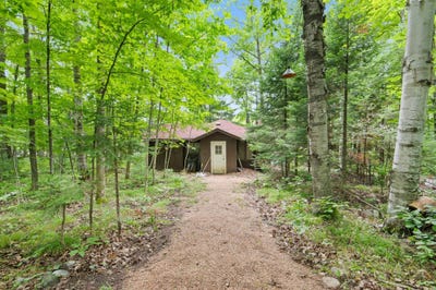 /international/us/n7530-black-oak-road-deerbrook-wi-110108345992/