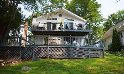 /international/us/124-east-street-wolcott-ct-110103977706/