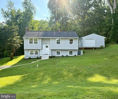 /international/us/3600-4th-street-north-beach-md-110101101289/