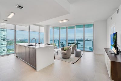 /international/us/2900-ne-7th-ave-miami-fl-110108479657/