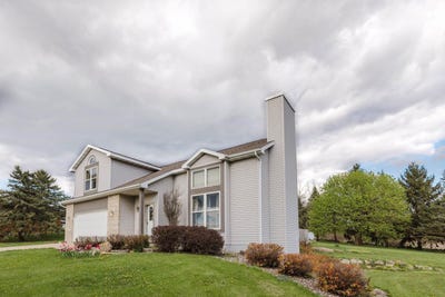 /international/us/3235-lehner-road-dodgeville-wi-110107714820/