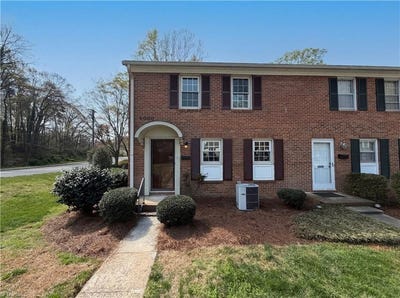 /international/us/4050-huntingreen-lane-winston-salem-nc-110106790879/