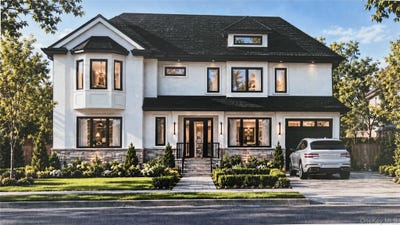 /international/us/88-erie-avenue-atlantic-beach-ny-110109767113/