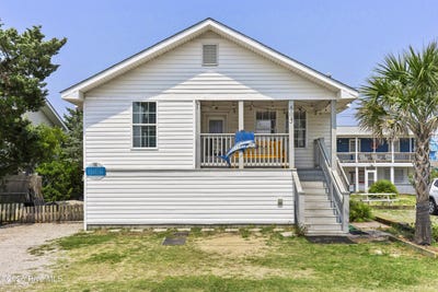 /international/us/805-carolina-beach-avenue-n-carolina-beach-nc-110099870490/