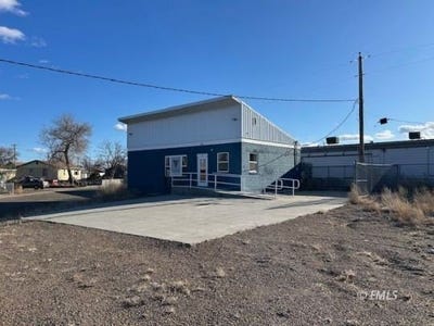 /international/us/513-n-strevell-ave-miles-city-mt-110107309593/