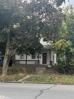 /international/us/605-s-central-avenue-burlington-ia-110103170783/