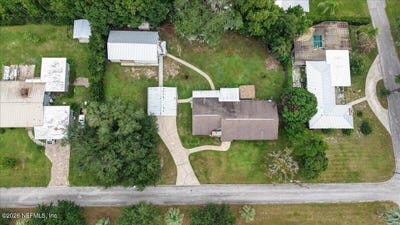 /international/us/202-lakeview-avenue-crescent-city-fl-110110275804/