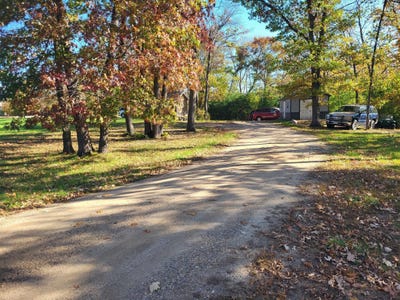 /international/us/813-819-823-thomas-drive-ne-alexandria-co-110120497890/