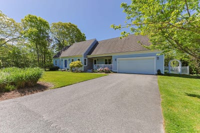 /international/us/7-park-street-harwich-ma-110108501506/