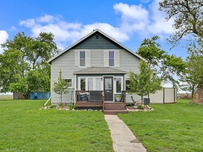 /international/us/1980-county-road-900-n-sidney-il-110104842428/