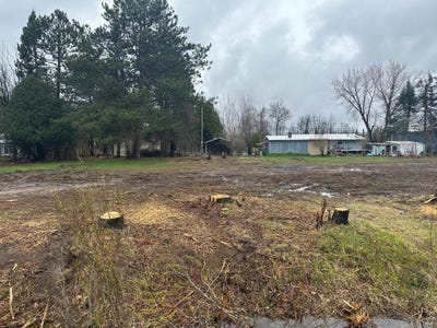 /international/us/11691-highway-8-floodwood-mn-110108655909/
